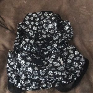 PINK VICTORIAS SECRET BACKPACK